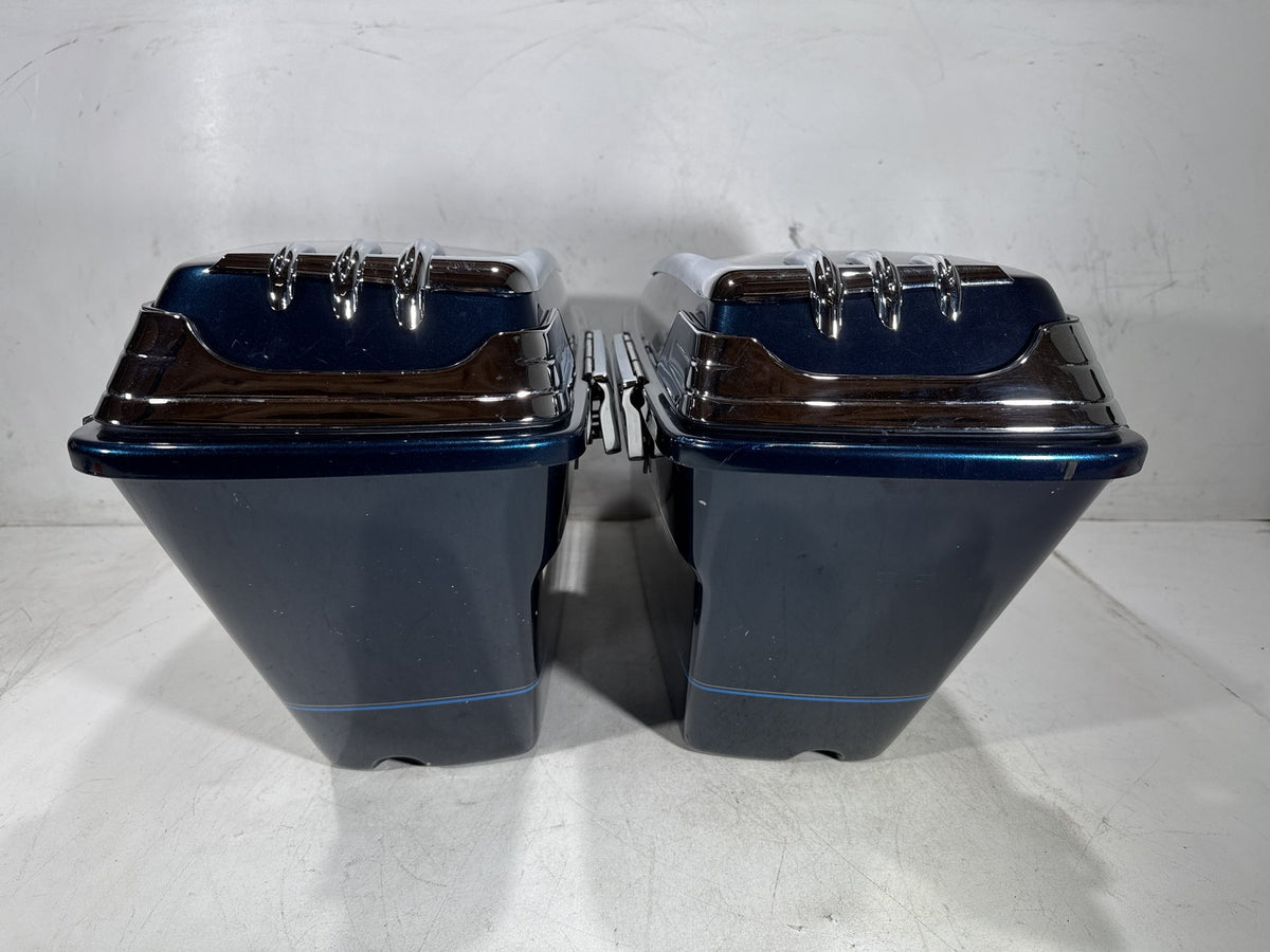 02 Harley Electra Glide Touring Classic OEM Left Right Saddlebags Luggage NOKey
