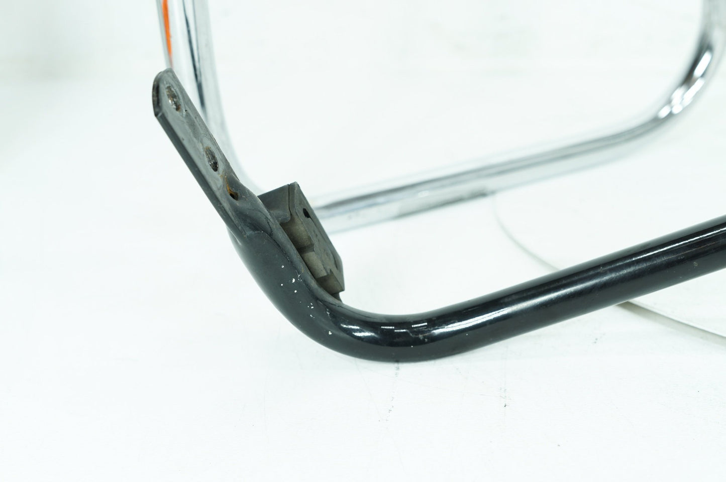 1999 - 2006 Harley-Davidson Touring Road King Classic Rear Left Right Saddlebag Guard Rails Bar 49187-97