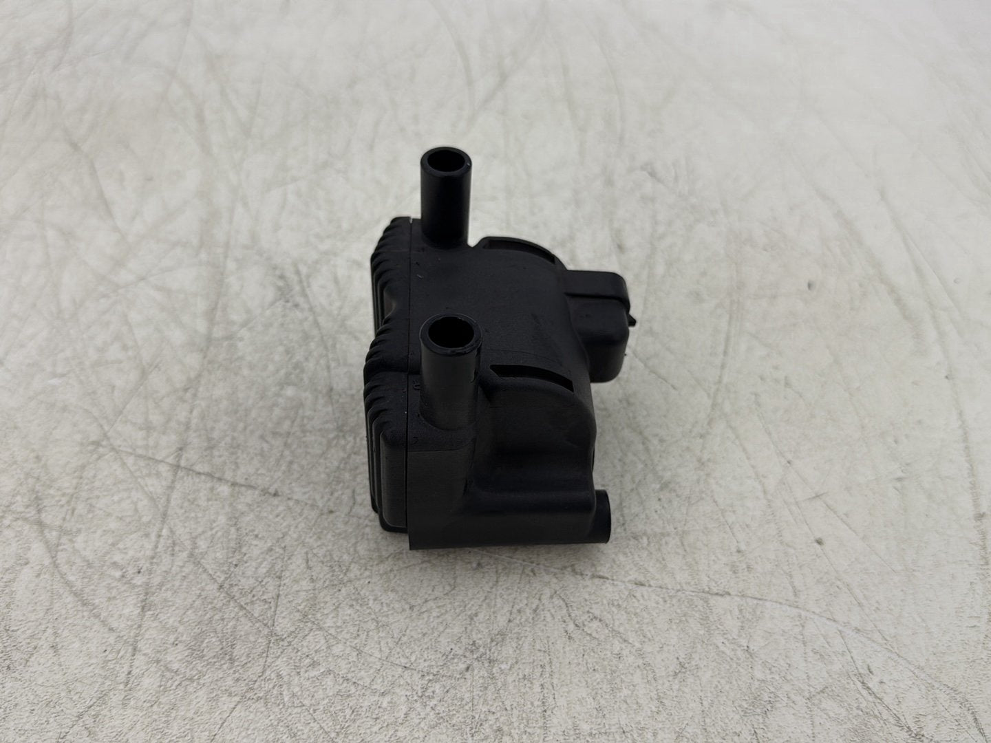 2004 Harley Dyna Super Glide FXDI OEM Ignition Coil Spark Igniter