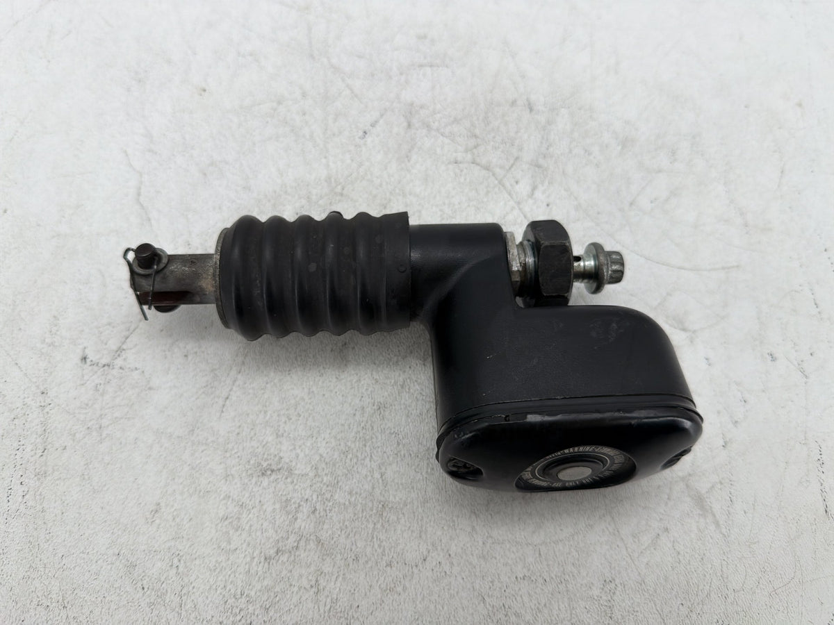2002 Harley Electra Glide Touring FLHT OEM Rear Brake Master Cylinder Reservoir