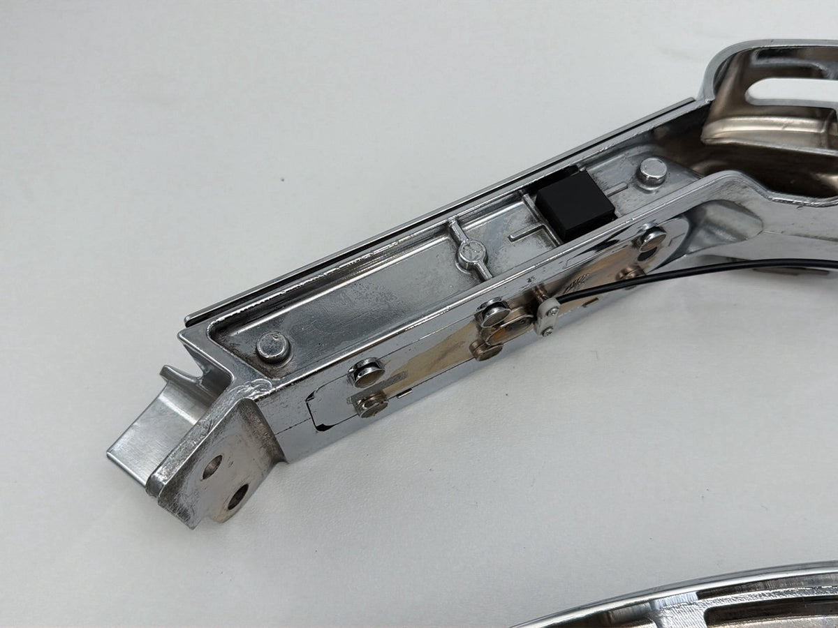 2014 Harley Electra Glide Touring Left Right Saddlebag Fender Struts Brackets