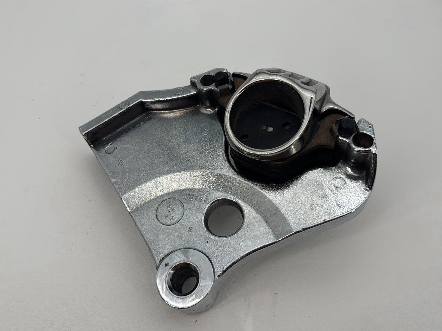 1999 - 2006 Harley-Davidson Dyna Wide Glide Rear Back Brake Caliper w/ Bracket 44050-87