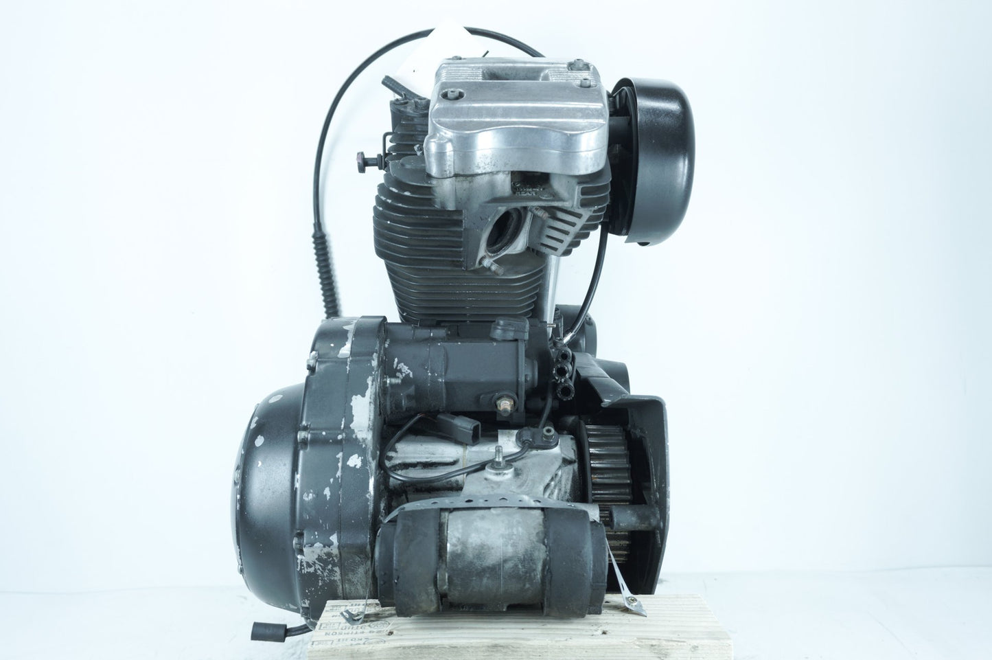 2004 - 2013 Harley-Davidson Sportster Base 883 CARB 883 Engine Motor Transmission  	16052-04