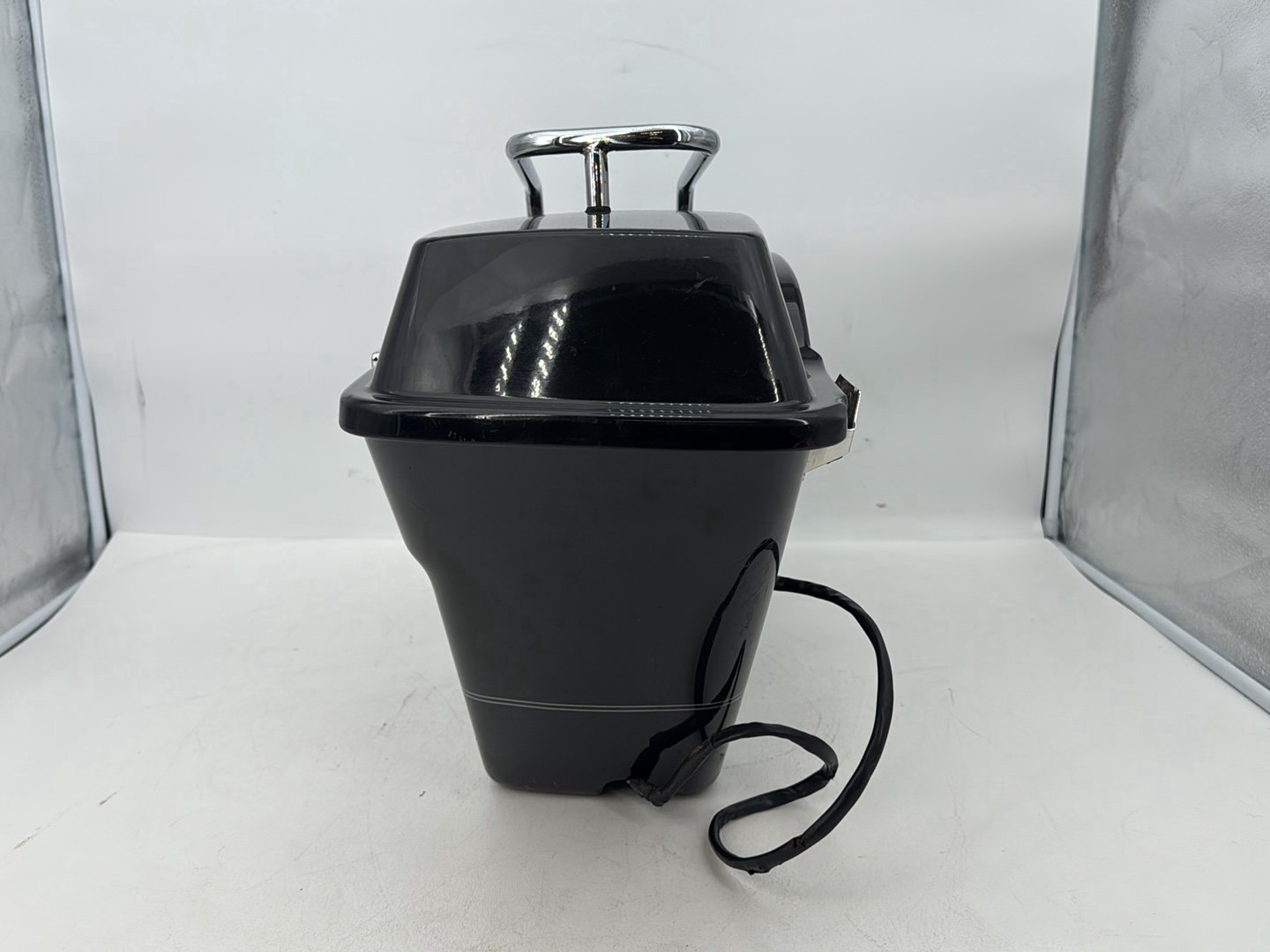 Harley-Davidson Misc  Right 1 Saddlebag Luggage NO Key 90752-93