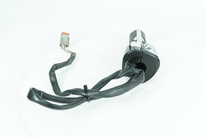 1999 - 2006 Harley-Davidson Softail Heritage Classic Left Turn Signal Headlight Switches Controls 71685-06A