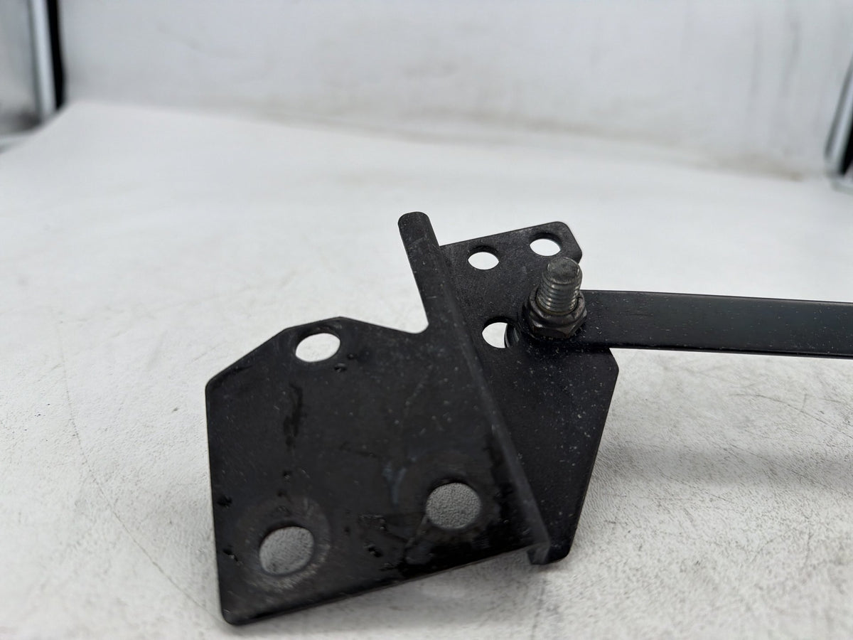 2006 Harley Street Glide Touring FLHX OEM Left & Right Saddlebag Mount Brackets