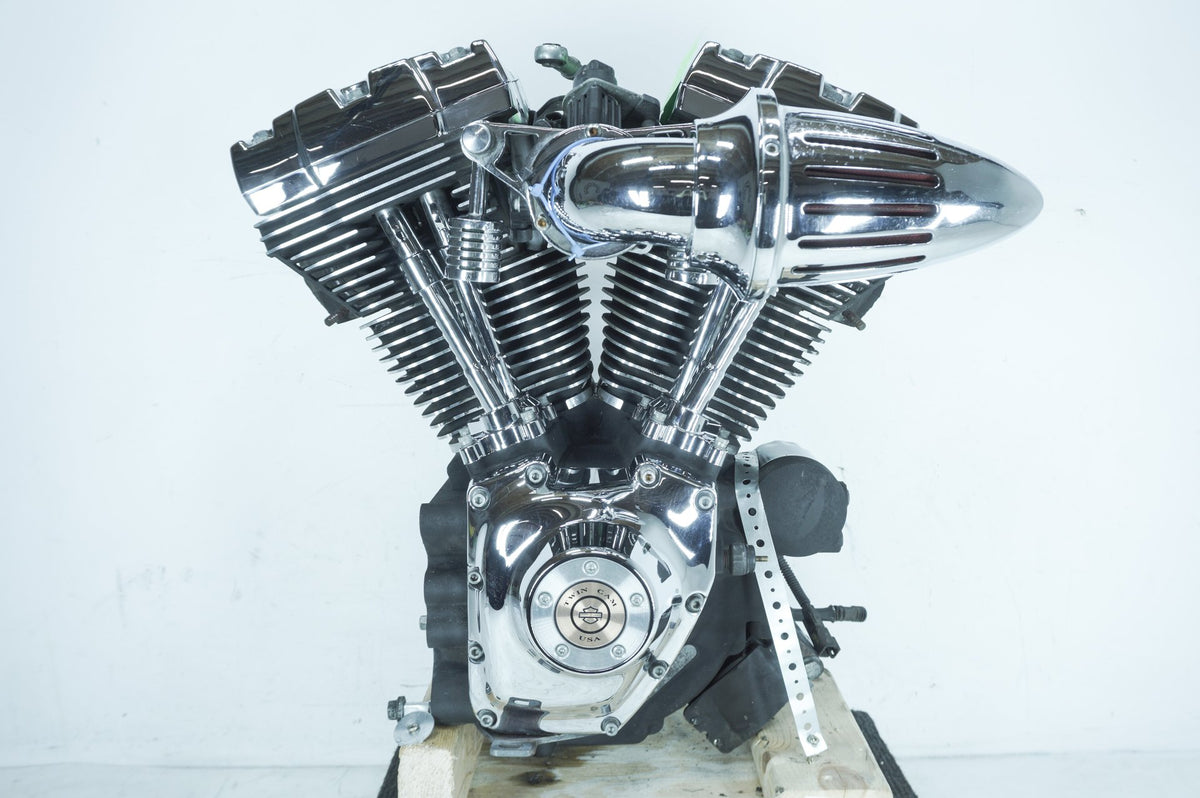 2007 - 2017 Harley-Davidson Dyna 105th Wide Glide EFI Twin Cam 96 Engine Motor 19255-08