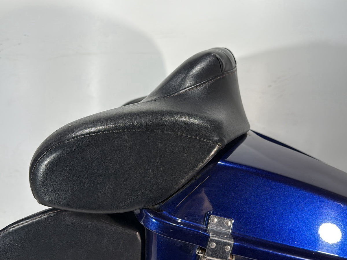 2007 Harley Touring Electra Glide Ultra OEM Pass Backrest Tour Pak Luggage NOKey