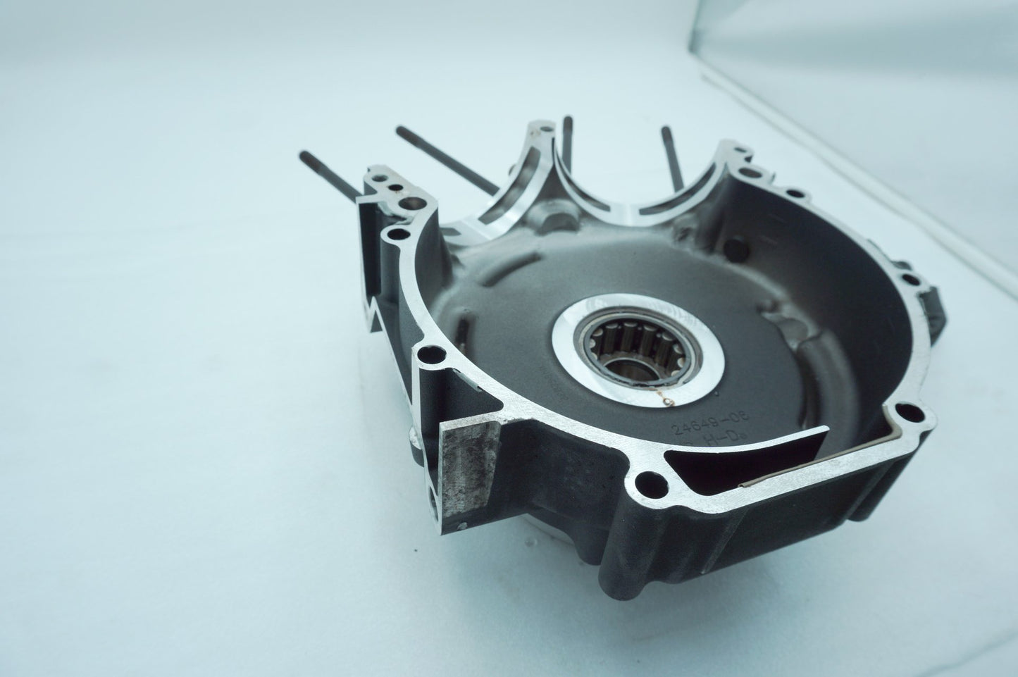 2007 - 2017 Harley-Davidson Dyna Wide Glide Crankcase Shaft Engine Motor Cover 24649-06
