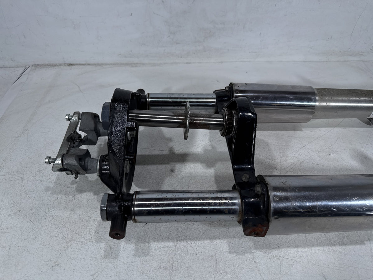 2013 Harley Street Glide Touring Front Triple Tree Set & LH RH Fork Legs Sliders