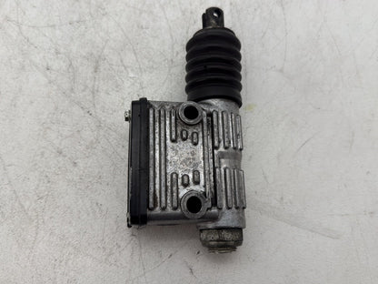 1997 Harley Softail Fat Boy FLSTF OEM Rear Brake Master Cylinder Reservoir