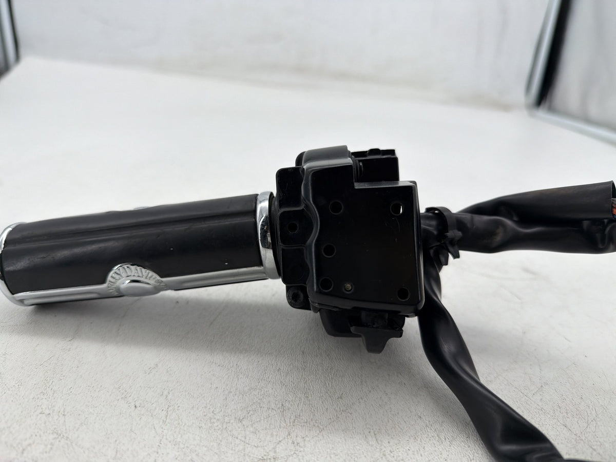 2011 Harley Road King Touring FLHR OEM Right Engine Start Kill Switches Controls