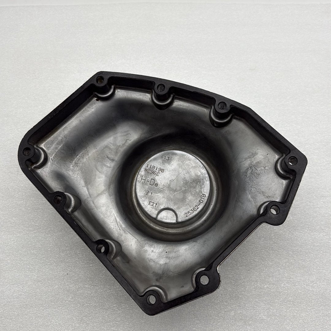 2012 - 2018 Harley-Davidson Dyna Switchback Engine Motor Timing Chain Cover 25362-01B
