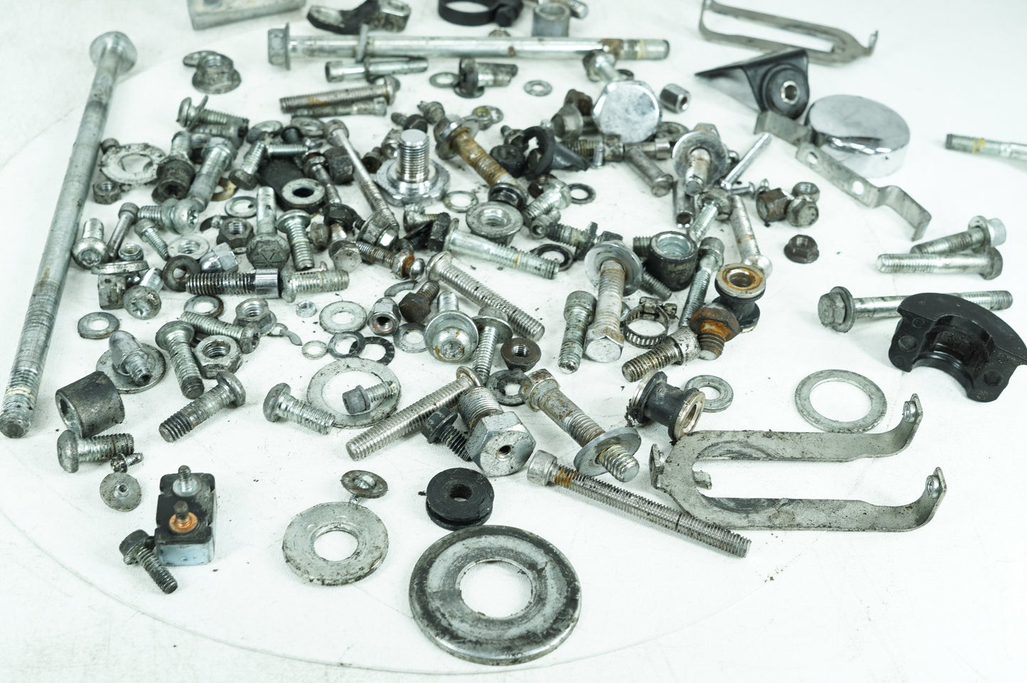 1999 - 2006 Harley-Davidson Softail Fat Boy Hardware Bolts Nuts & Brackets