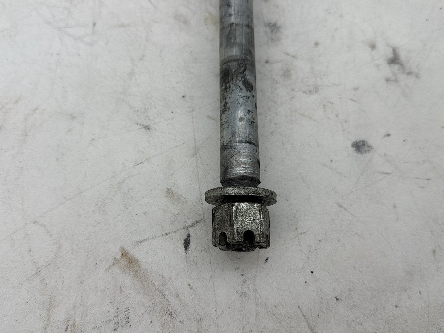 2002 Harley Heritage Softail Classic FLSTC OEM Rear Wheel Axle Bolt Shaft