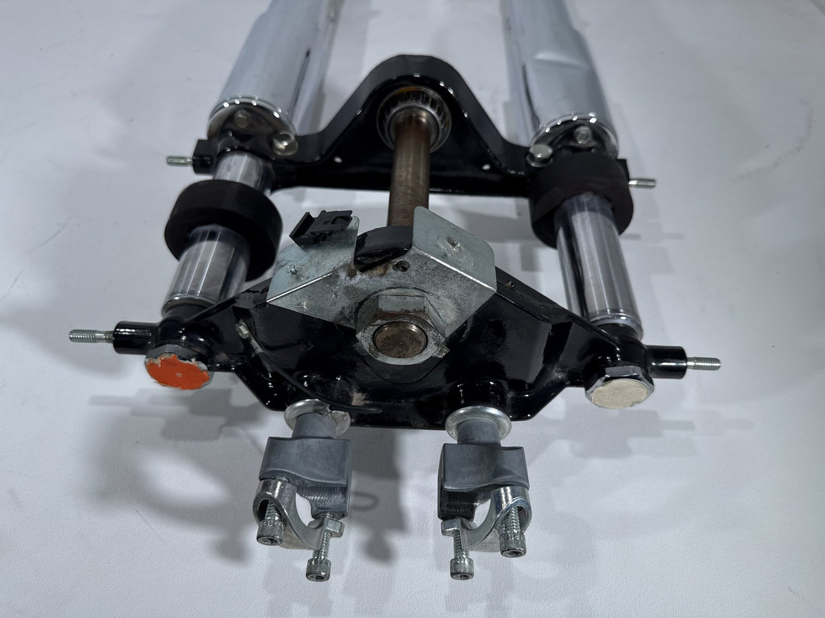 04 Harley Road King Touring OEM Front Triple Tree Set & LH RH Fork Legs Sliders