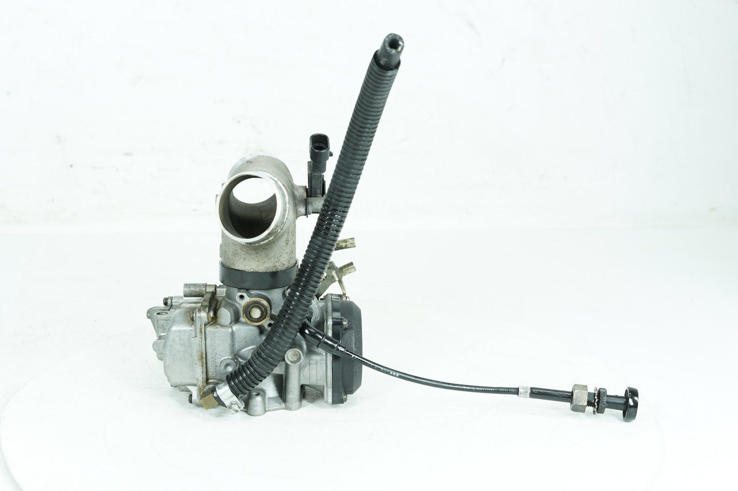 1999 - 2006 Harley-Davidson Softail Heritage Classic Engine Intake Manifold Throttle Body 27614-99
