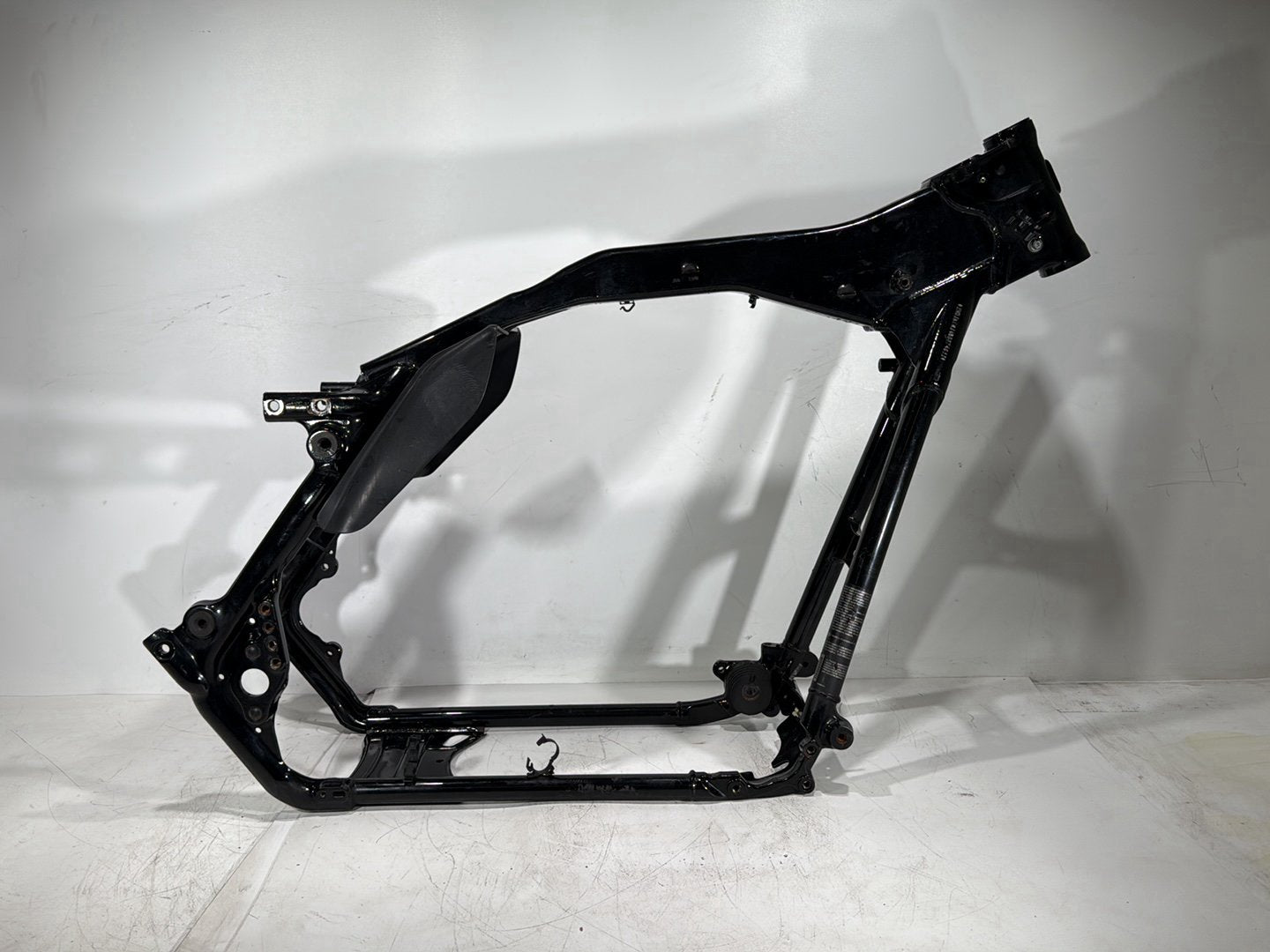 2011 Harley Electra Glide Ultra FLHTK OEM Body Main Frame Chassis SLVG