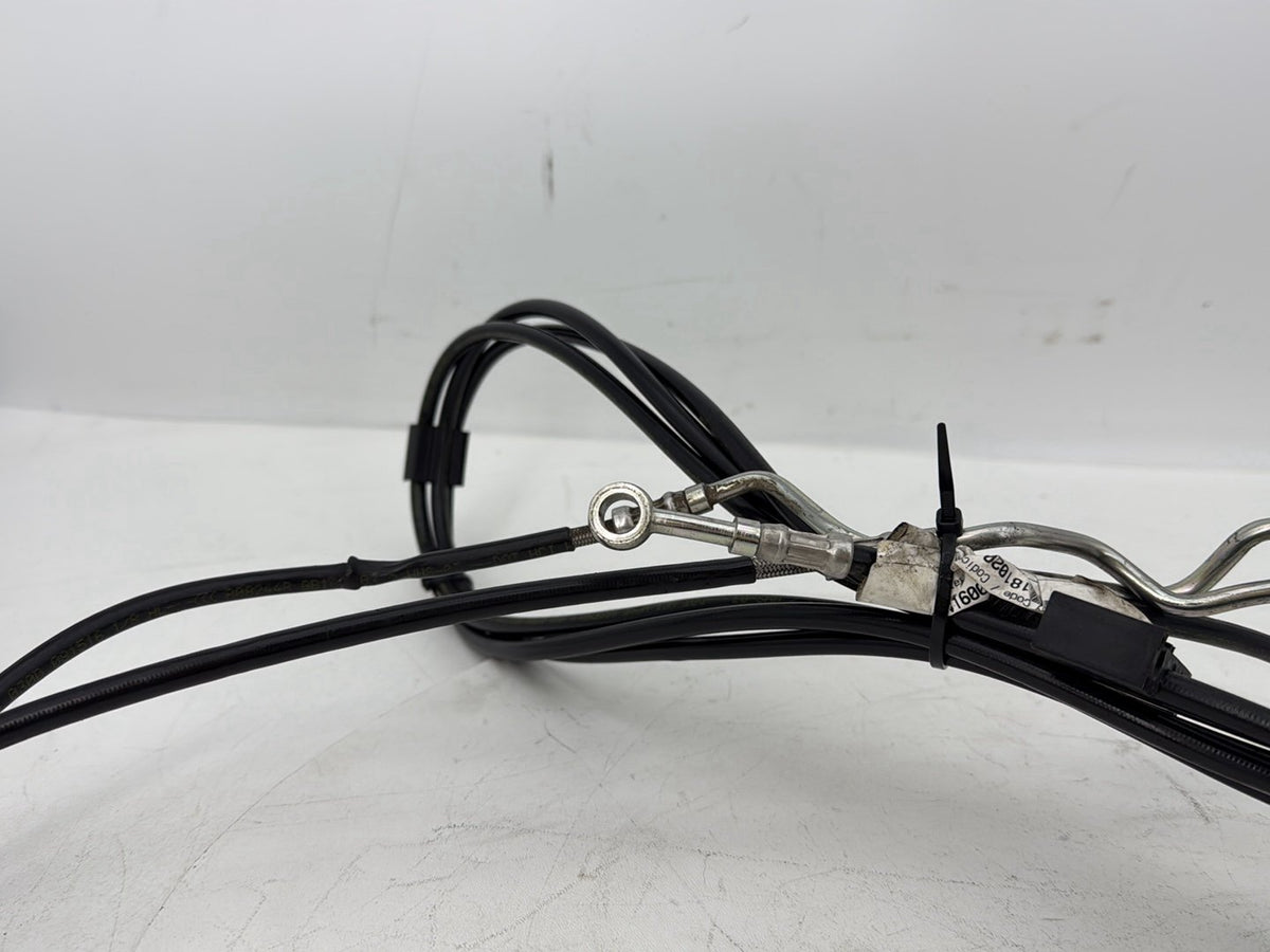 2017 Harley Touring FLHXS Street Glide OEM Front Brake Hose Line Pipe ABS