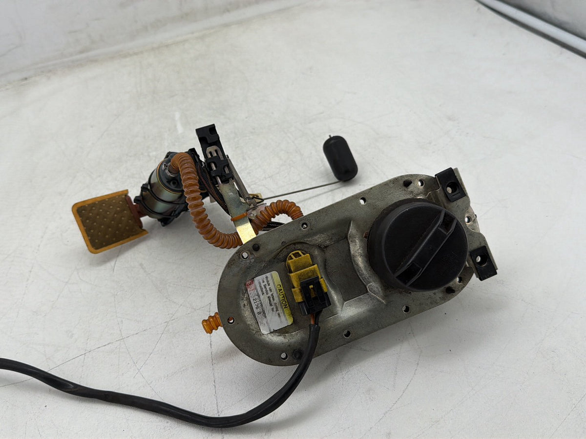 07 Harley Electra Glide Touring Ultra OEM Fuel Pump Gas Gasoline Petrol Sending