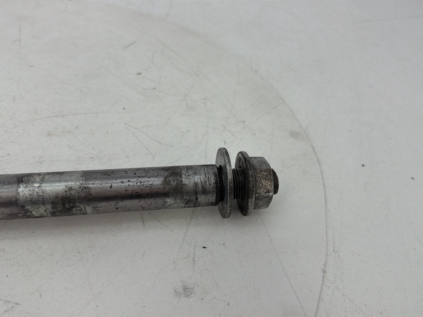 2007 - 2017 Harley-Davidson Dyna Super Glide Custom Rear Wheel Axle Bolt Shaft 41114-06