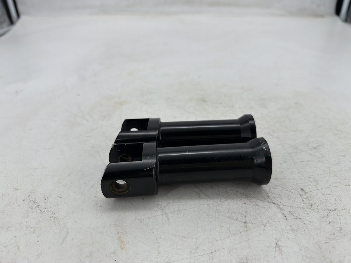 2020 Harley Softail Standard FXST OEM Left Right Foot Rest Peg Support Bracket