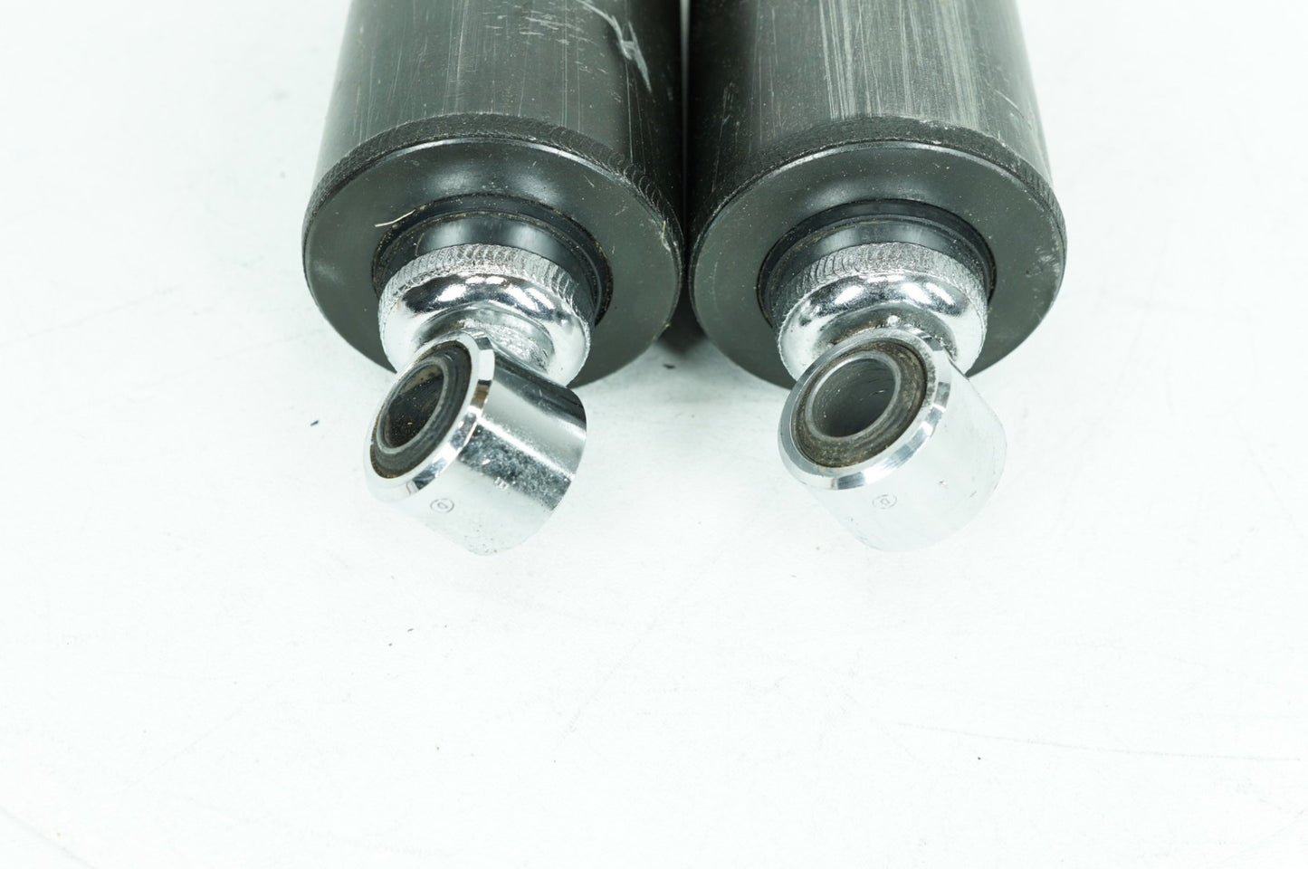 1999 - 2006 Harley-Davidson Softail Heritage Classic Rear Left Right Shock Absorbers 54508-00B