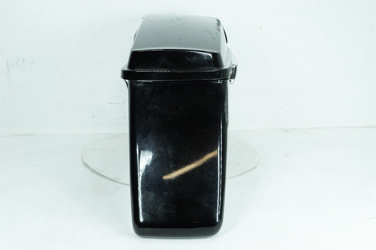 2008 Harley Touring Street Glide OEM Right 1 Saddlebag Luggage NO Key SCRATCHED