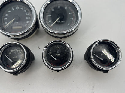 1999 - 2006 Harley-Davidson Touring Electra Glide Classic Air Oil Volt Fuel Tacho Speedo Gauges  	67349-00