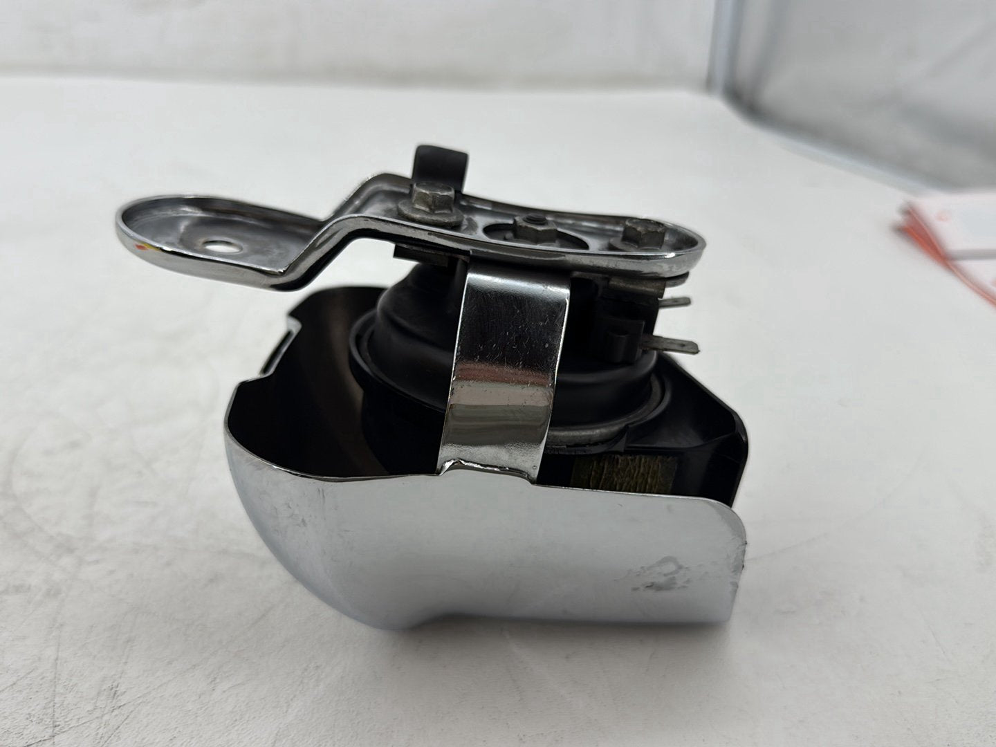 2017 Harley Road Glide Touring FLTRXS OEM Horn Signal Klaxon Chrome Cover