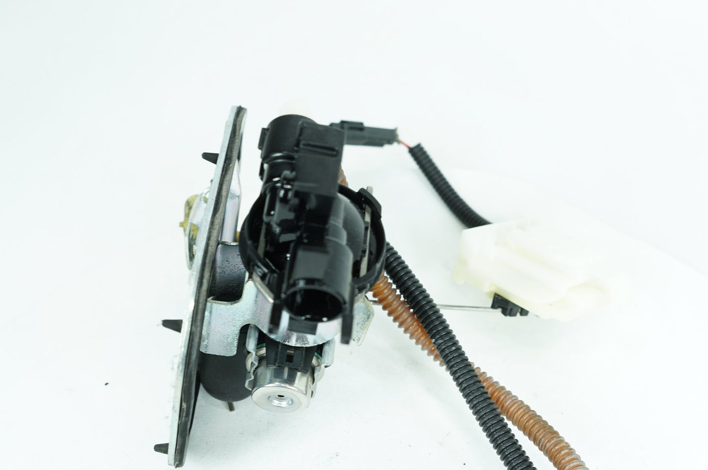 2007 - 2012 Harley-Davidson Softail Heritage Classic Gas Gasoline Fuel Petrol Pump Sending 75141-08A