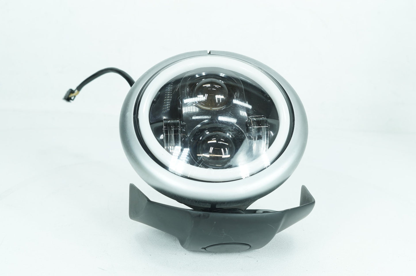2013 - 2022 Harley-Davidson Sportster Iron Headlight Headlamp Head Lamp Light LED 69774-07A