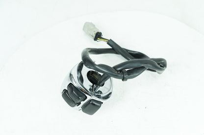 2007 - 2013 Harley-Davidson Softail Heritage Classic Left Turn Signal Headlight Switches Controls  	71685-06A