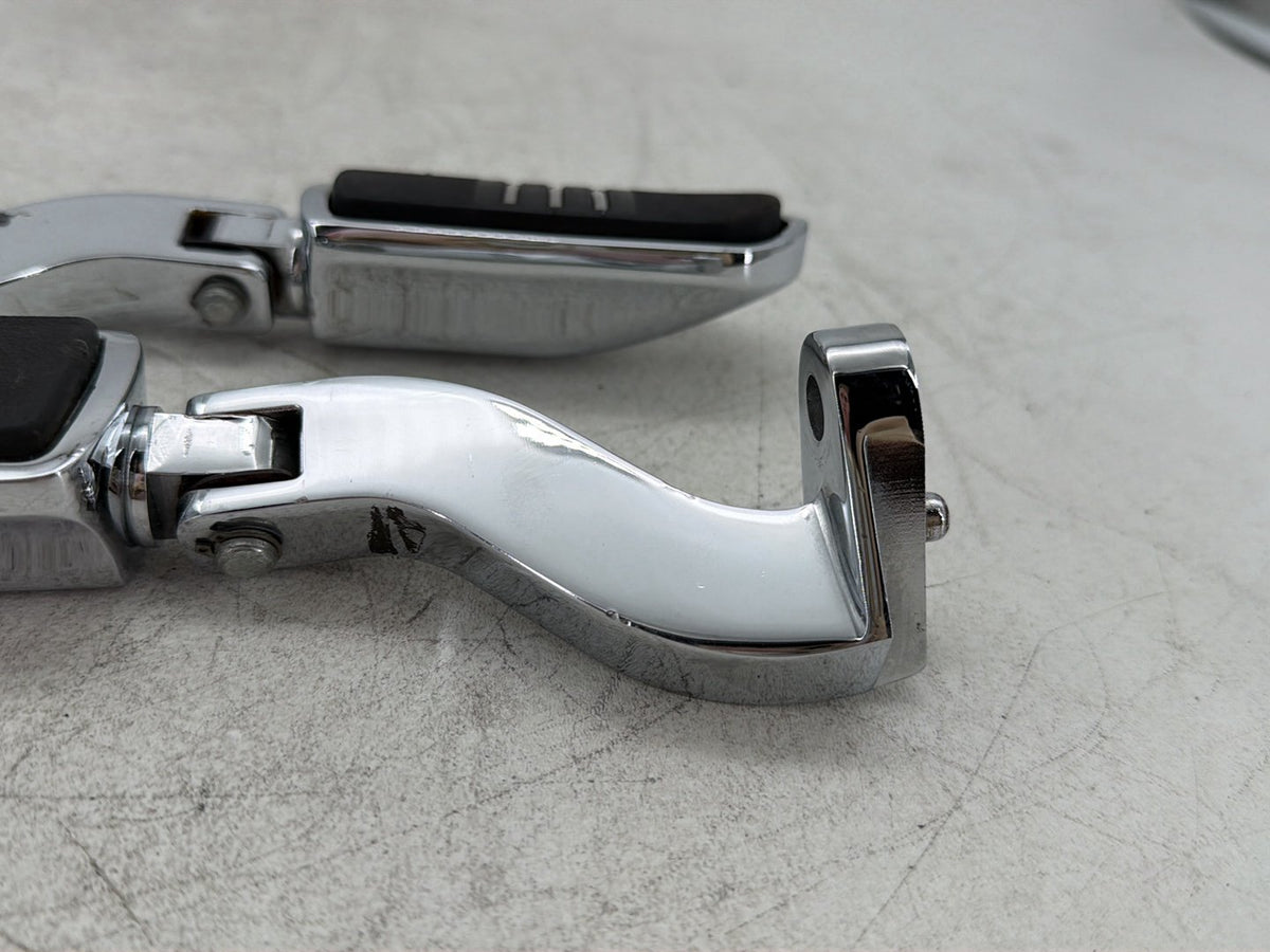 2009 Harley Road Glide Touring FLTR OEM Passenger Left & Right Foot Pegs