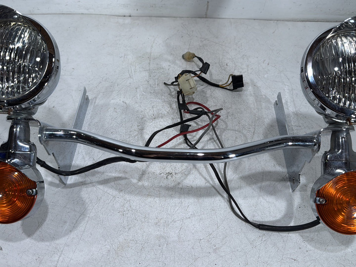 1990 Harley Electra Glide Touring OEM Front Turn Signal Indicators Aux Light Bar