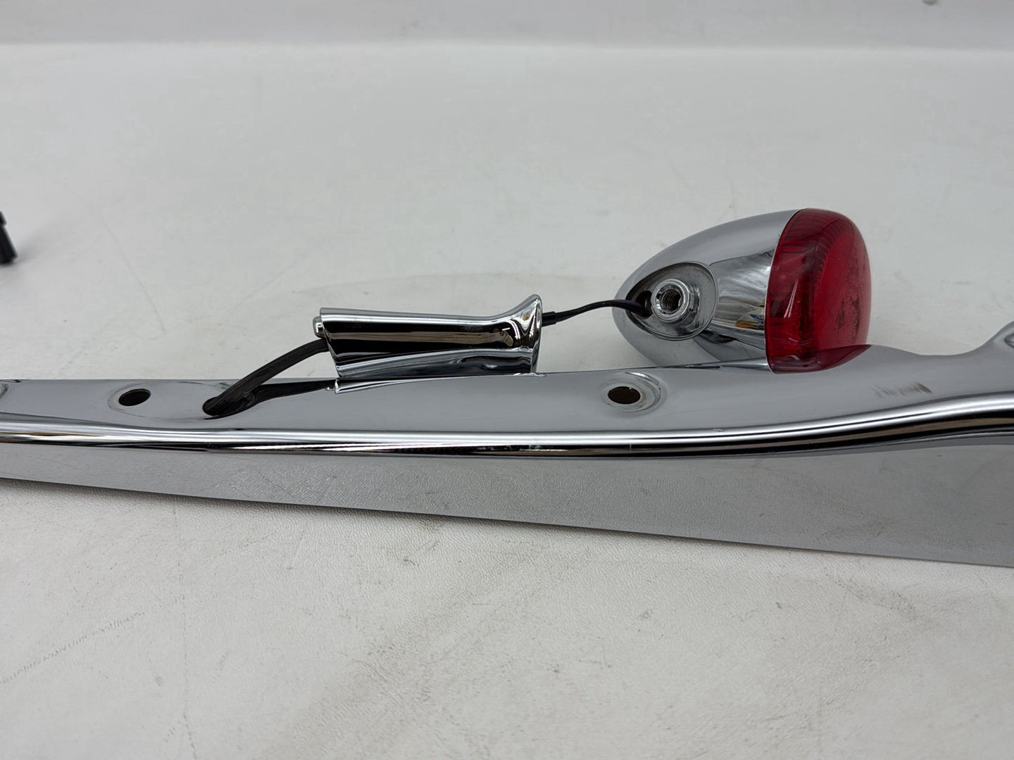 2004 - 2013 Harley-Davidson Sportster 883 Custom Rear Left Right Fender Struts Bracket & Turn Signal  59902-04