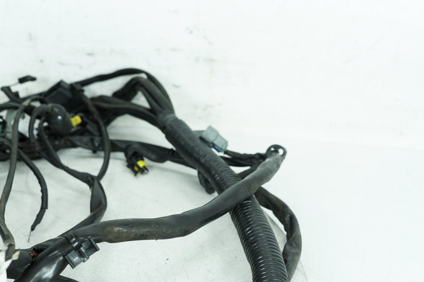 1999 - 2006 Harley-Davidson Dyna Super Glide Main Wire Wiring Harness Loom 69602-06
