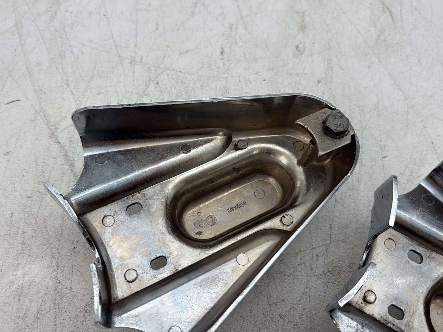 1998 Harley Softail Custom FXSTC OEM Rear Wheel Axle Nut Covers Caps
