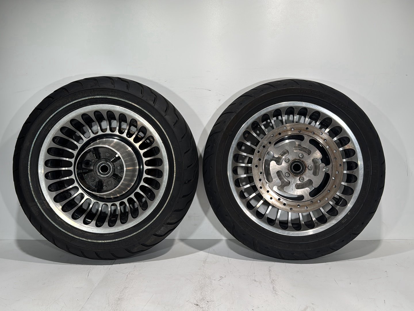 2007 - 2012 Harley-Davidson Touring Road Glide Front & Rear Wheel Rim Tire 	43493-09