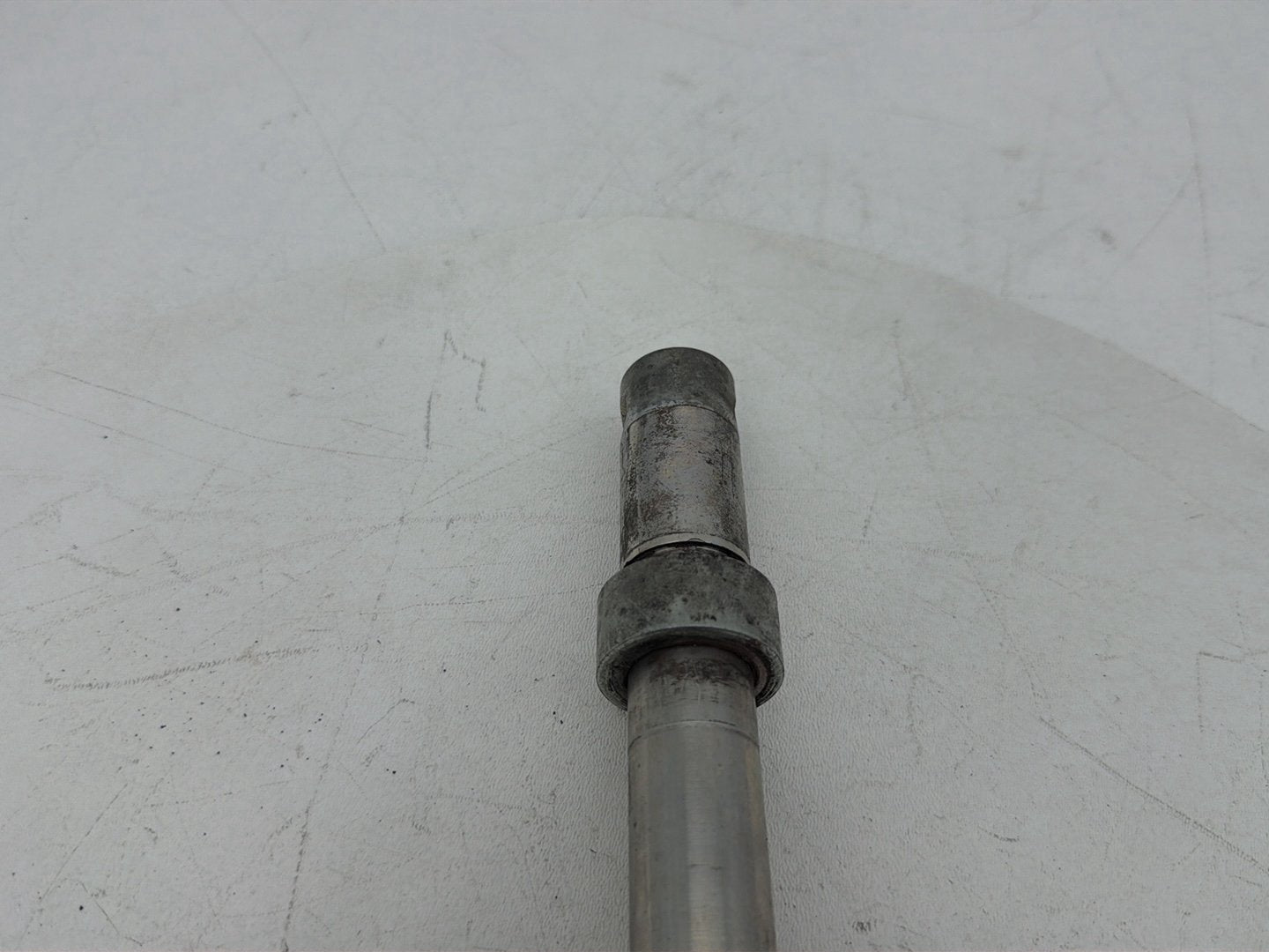 2007 - 2017 Harley-Davidson Dyna Super Glide Custom Front Wheel Axle Bolt Shaft 40928-06