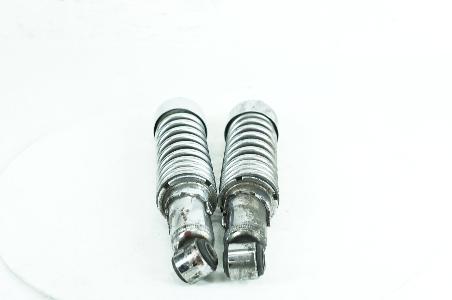 2004 - 2013 Harley-Davidson Sportster 1200 Low Rear Left Right Shock Absorbers 54568-09
