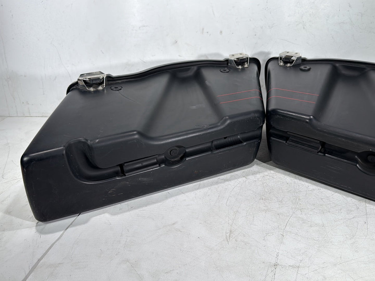 2011 Harley Road Glide Touring FLTRX OEM Left Right Saddlebags Luggage NOKey