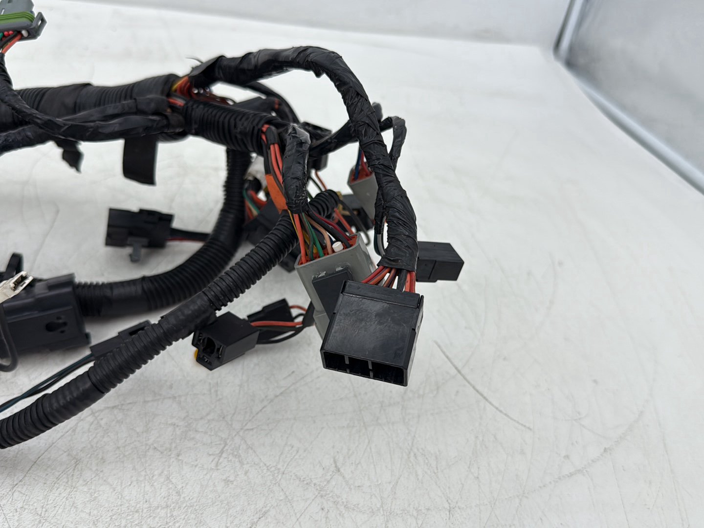 2006 Harley Electra Glide Touring Classic FLHTCI OEM Front Sub Wiring Harness Loom Interconnect