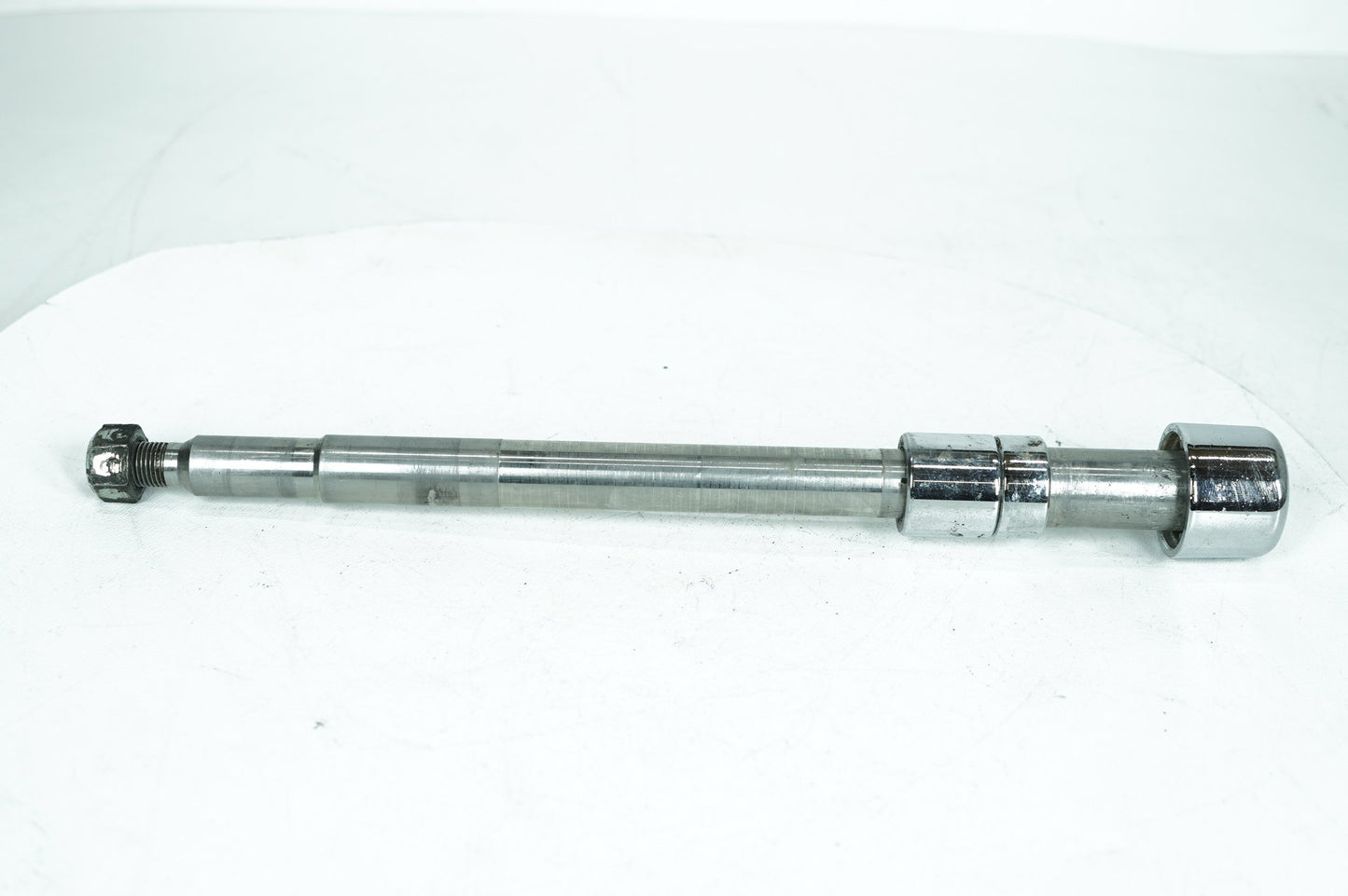 1999 - 2006 Harley-Davidson Softail Fat Boy Front Wheel Axle Bolt Shaft 41584-86A