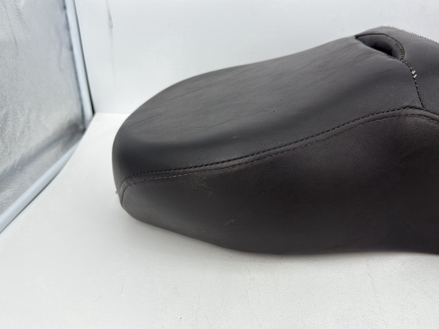 Harley-Davidson Misc  Passenger Rider Driver Seat Saddle 52164-09