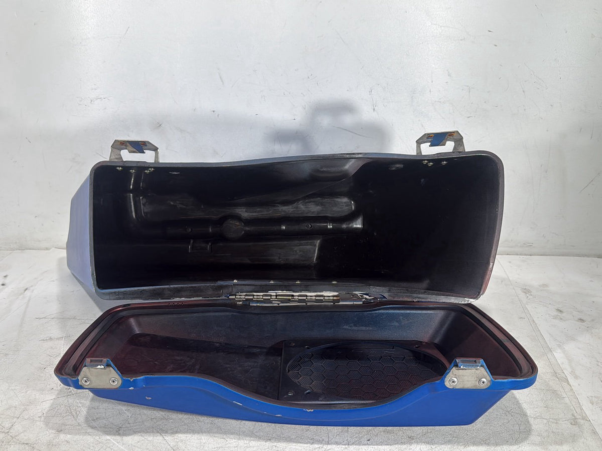 2007 Harley Street Glide Touring FLHX OEM Right 1 Saddlebag Luggage NO Key