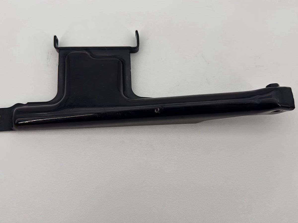 07 Harley Softail Heritage Classic FLSTC OEM Seat Bracket Mount Support Mounting