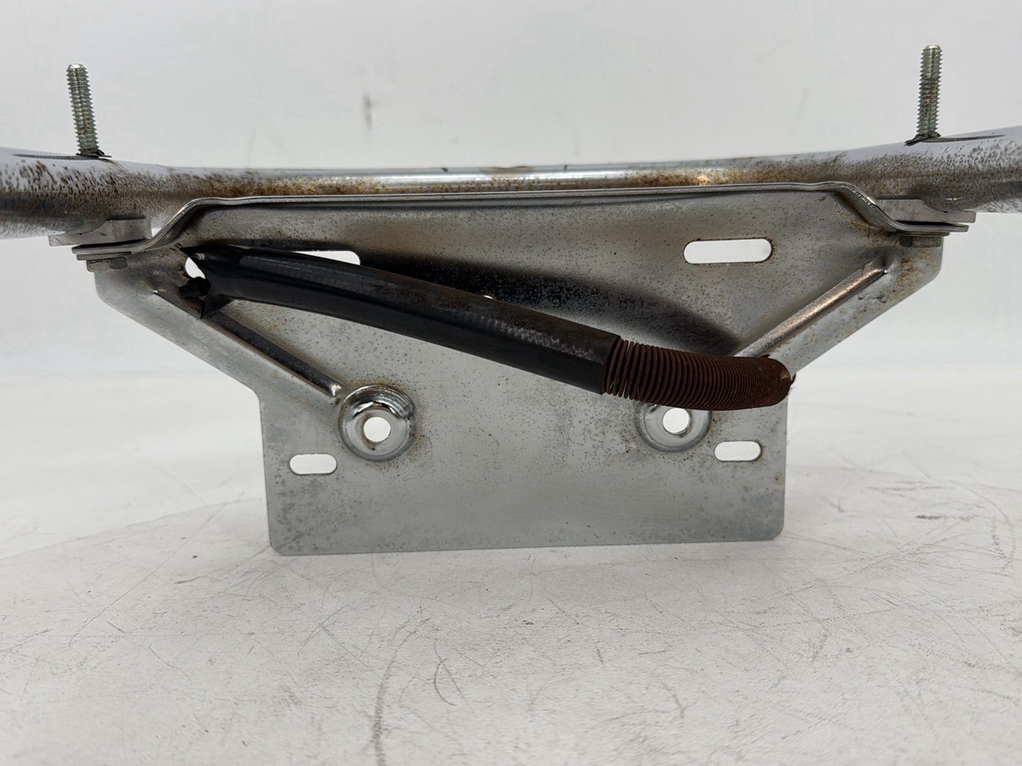 1999 - 2006 Harley-Davidson Touring Electra Glide Ultra Rear License Plate Support Bar Holder  	53801-98
