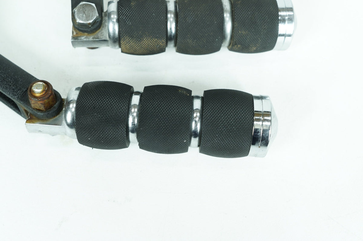 2009 Harley Dyna FXDC Super Glide Custom OEM Passenger Left & Right Foot Pegs