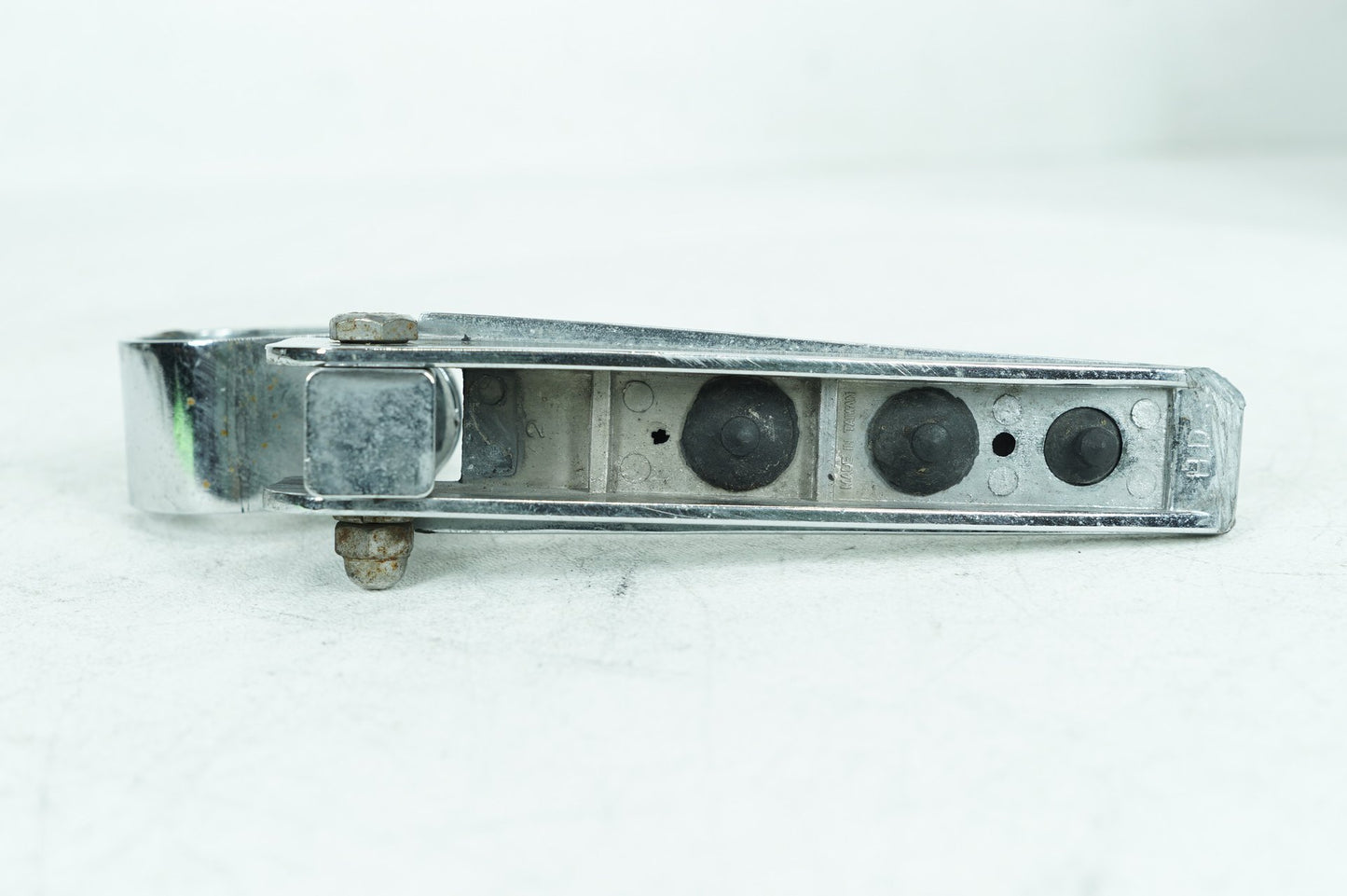 2007 - 2011 Harley-Davidson Touring Electra Glide Classic Front Driver Highway 1 Foot Peg Rest 49144-86